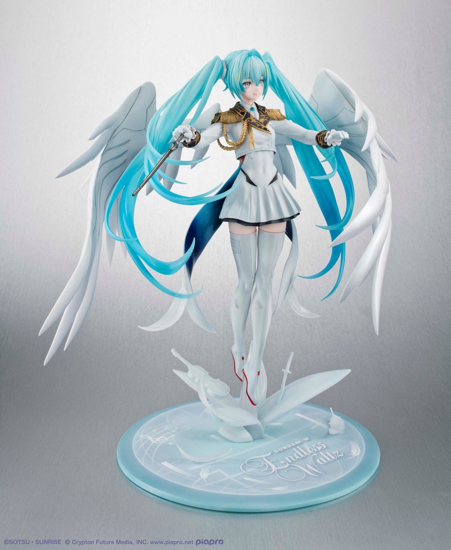 Lucrea 高达45周年联名<span class="highlight">初音</span>未来 <span class="highlight">初音</span>未来·飞翼高达零式EW形态