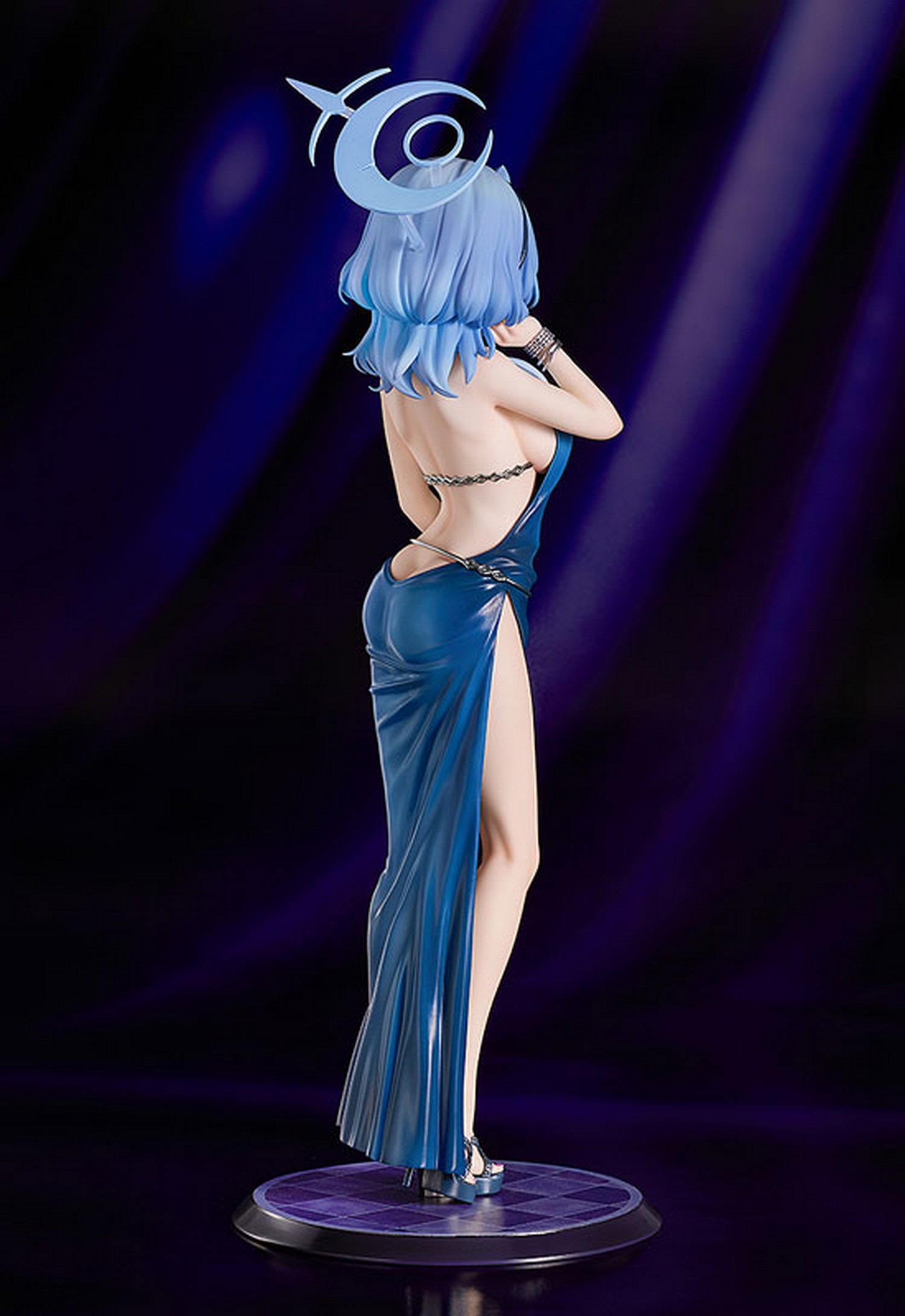 蔚蓝档案 <span class="highlight">天雨亚子</span>（礼服）