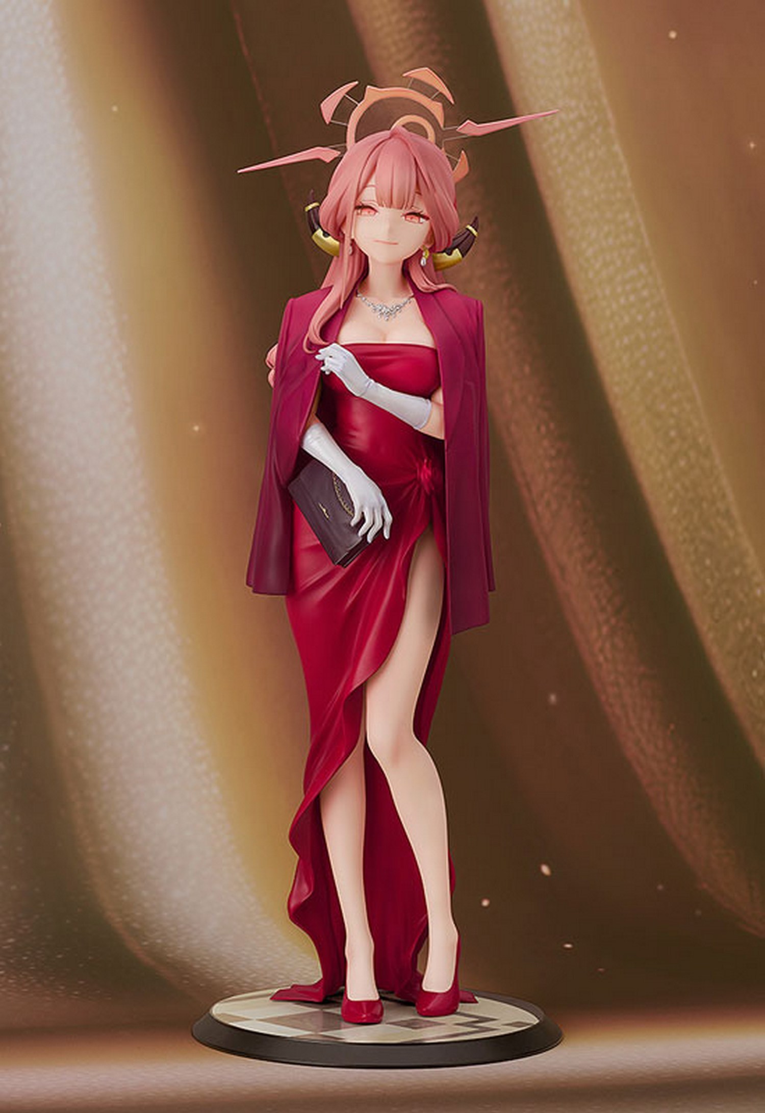 蔚蓝档案 <span class="highlight">陆八魔爱露</span>（礼服）